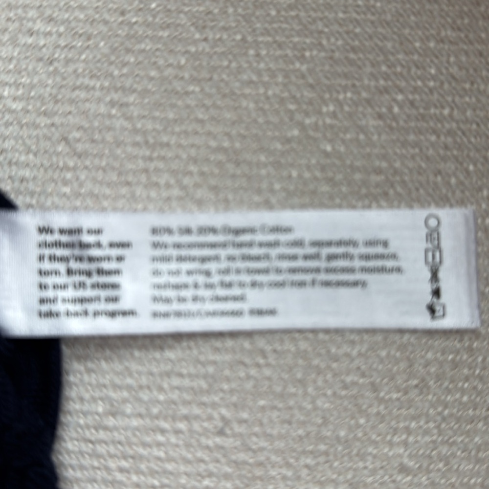 Eileen Fisher Midnight Poncho. O/S - Picture 8 of 8